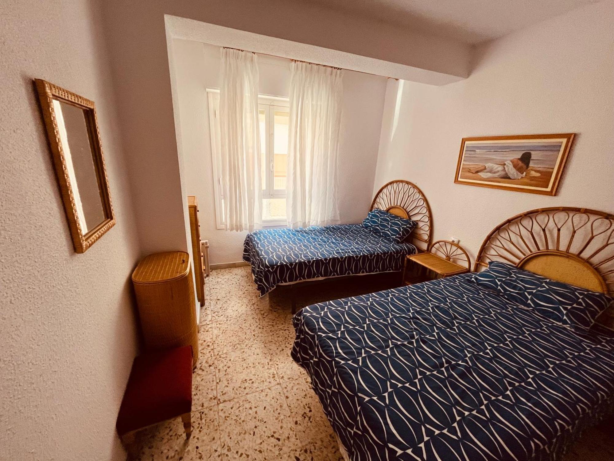 Uroczy Apartament Przy Playa De Los Locos Торрев'єха Екстер'єр фото